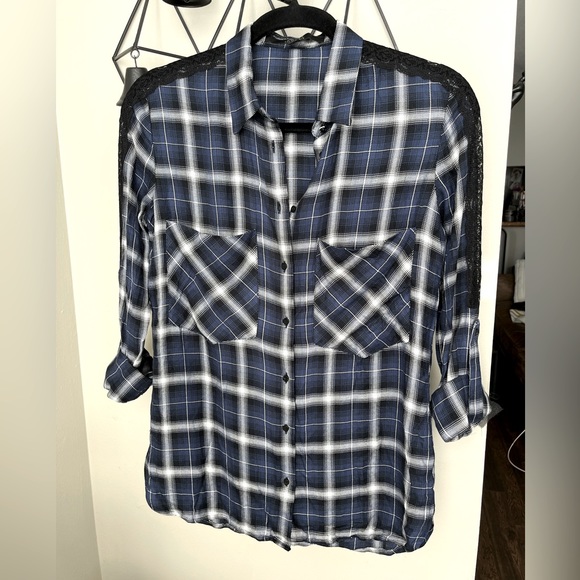 Guess Tops - Guess | Lace & Plaid Button Down